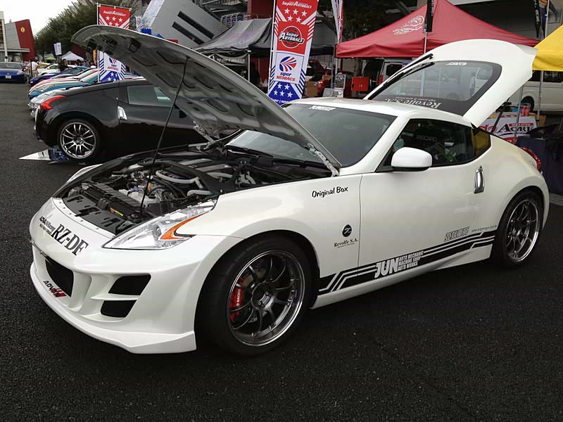 Exhibit in Osaka Auto Messe 2013